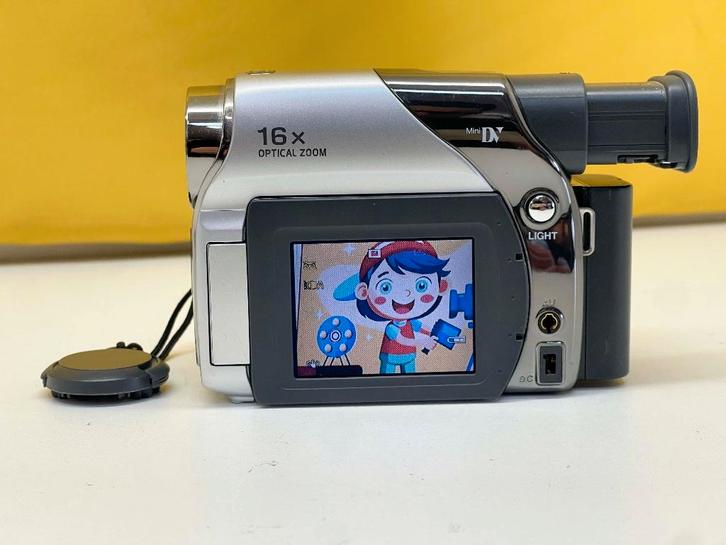 JVC GZ-D225E Mini DV met DV uit om direct Digitaliseren, Audio, Tv en Foto, Videocamera's Digitaal, Zo goed als nieuw, Camera