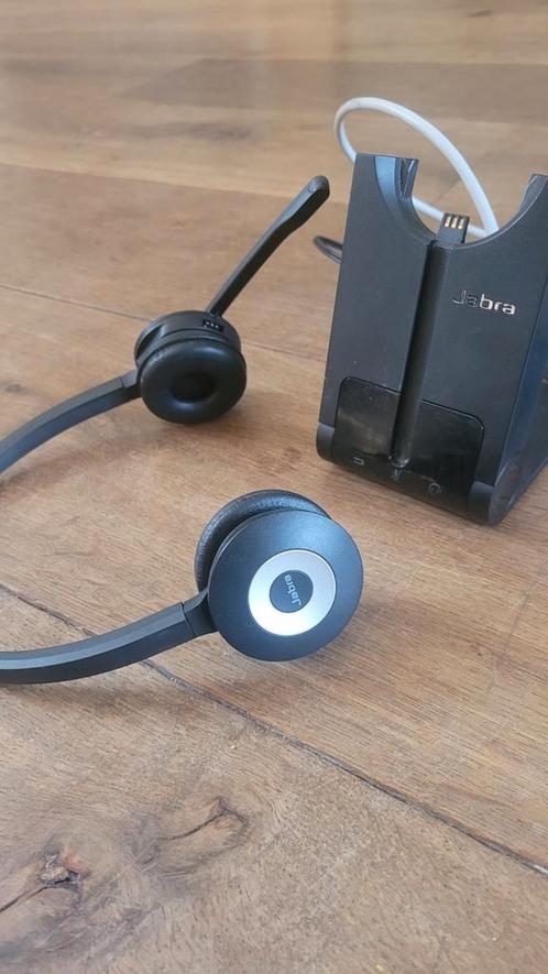 Jabra headset met oplader, Computers en Software, Headsets, Zo goed als nieuw, Over-ear, Ophalen of Verzenden