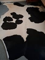 Koeienhuid vloerkleed zwartwit, Ophalen, Zwart, 150 tot 200 cm, Zo goed als nieuw