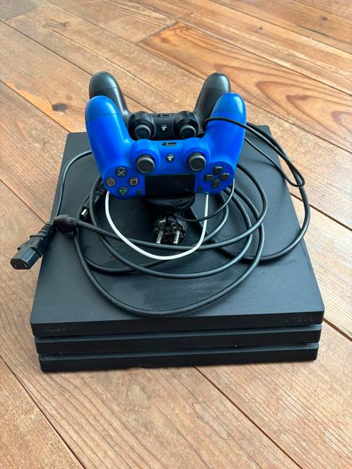 Playstation 4 pro 1tb, Spelcomputers en Games, Spelcomputers | Sony PlayStation 4, Zo goed als nieuw, Pro, Ophalen of Verzenden