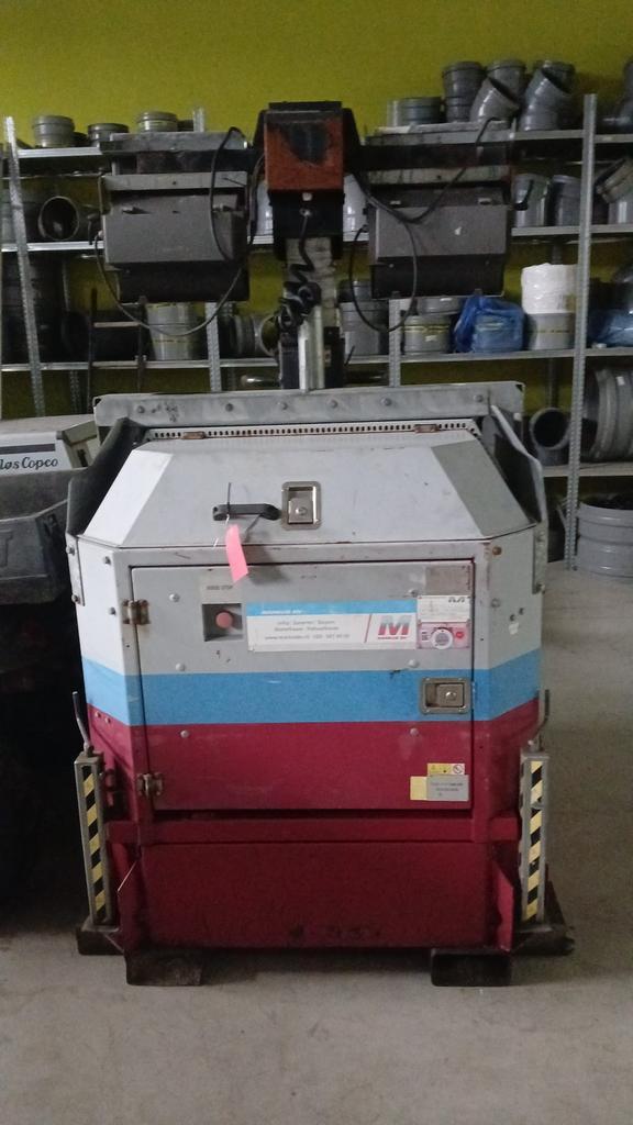 Cube hydraulische telescoop lichtmast met defect, Doe-het-zelf en Verbouw, Bouwverlichting, Gebruikt, Lamp, Minder dan 50 watt