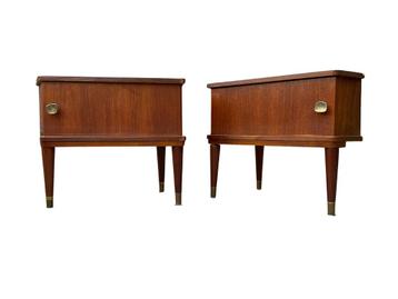 2 nachtkastjes hout vintage retro 1960 beschikbaar voor biedingen