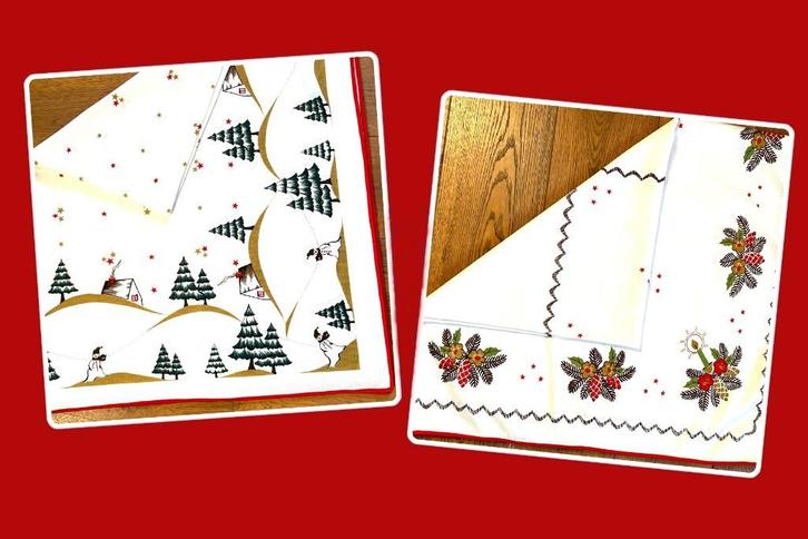 Vintage kersttafelkleden - set van 2 stuks, Diversen, Kerst, Zo goed als nieuw, Ophalen of Verzenden