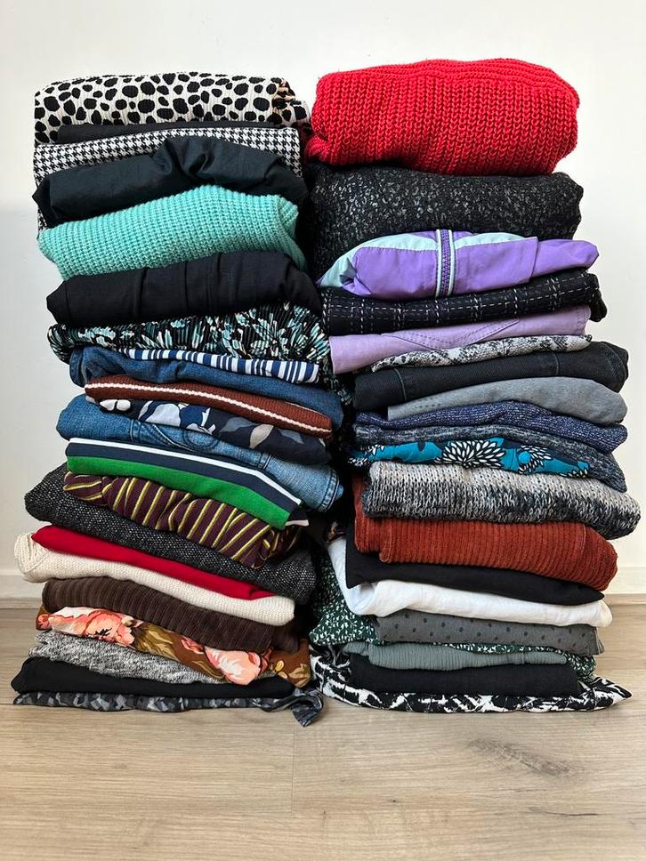 Kledingpakket 39 items maat (X)S, Kleding | Dames, Dames-kledingpakketten, Zo goed als nieuw, Maat 36 (S), Ophalen of Verzenden