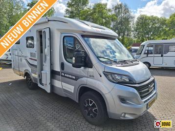 Adria Compact PLUS 600 SL 2016 COMPACT 599CM-ZEER NETJES! beschikbaar voor biedingen