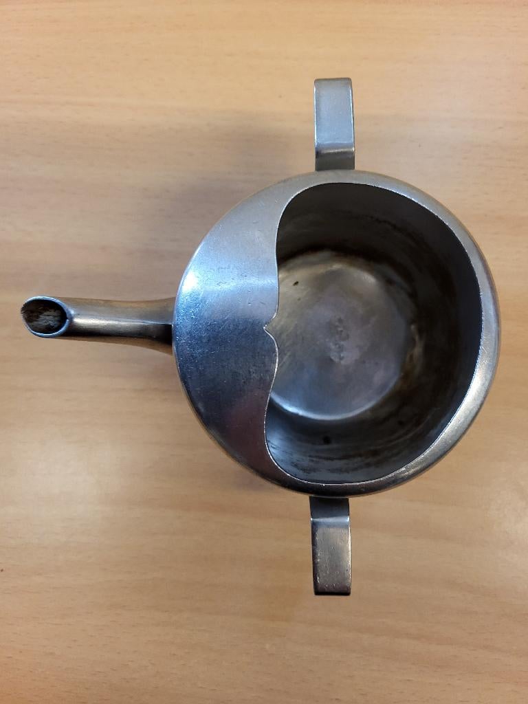 Beker met tuit.            Rvs., Ophalen of Verzenden, Gebruikt