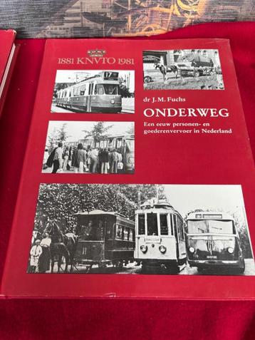 Onderweg - Een eeuw vervoer Nederland - 1981 beschikbaar voor biedingen