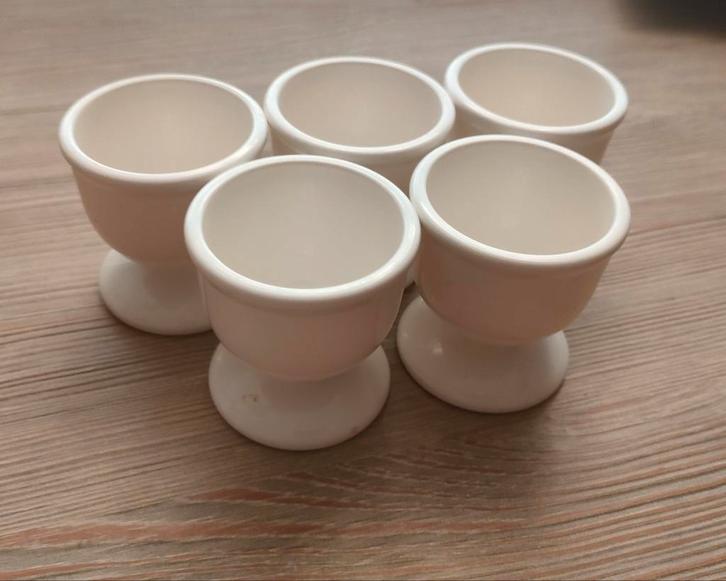 5 vintage Emsa eierdopjes wit – West Germany, kunststof, Huis en Inrichting, Keuken | Servies, Zo goed als nieuw, Overige typen