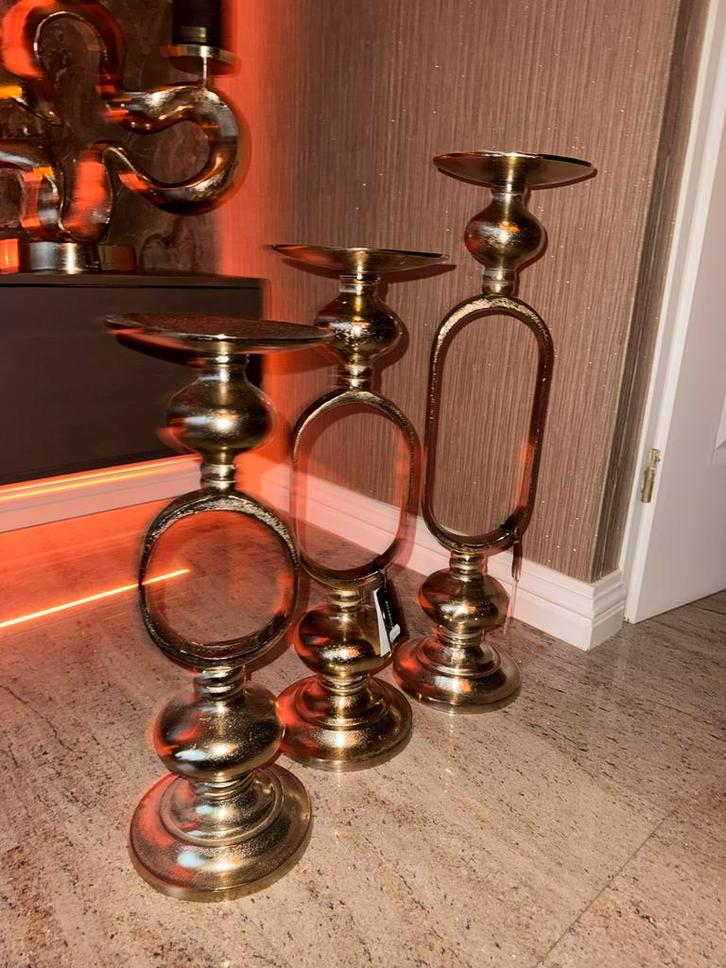 Riverdale Lily Kandelaars - Champagne Goud Set, Huis en Inrichting, Woonaccessoires | Kandelaars en Kaarsen, Nieuw, Kandelaar