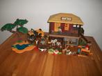 4826 + 4828 Safari verzorgingstehuis en drinkplaats + jeep, Kinderen en Baby's, Speelgoed | Playmobil, Ophalen of Verzenden, Zo goed als nieuw