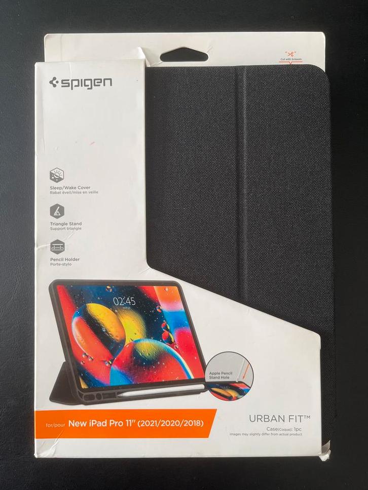 Spigen Urban Fit iPad Pro 11" Hoes - Zwart, Computers en Software, Apple iPads, Nieuw, Apple iPad Pro, 11 inch, Zwart, Ophalen of Verzenden