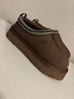 Ugg Tazz maat 40, Bruin, Nieuw, Ophalen of Verzenden, Pantoffels of Sloffen