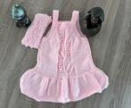 Jurkje in Rosé past tot één jaar zelfgebreid met haarbandje., Ophalen of Verzenden, Nieuw, Meisje, Jurkje of Rokje