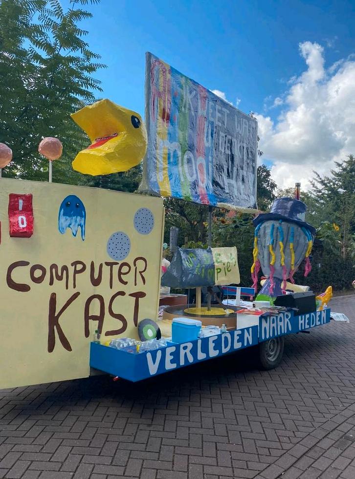 Kermis, carnaval onderdelen, Hobby en Vrije tijd, Feestartikelen, Carnaval, Ophalen