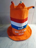 Mooie, hoge oranje hoed, hup Holland hup, Ophalen of Verzenden, Nieuw, Hoed of Pruik, Oranje of Koningsdag