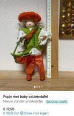 Pompoenpopje met baby in mandje, Hobby en Vrije tijd, Vilt, Ophalen of Verzenden, Nieuw, Figuurtje(s), Wolvilt