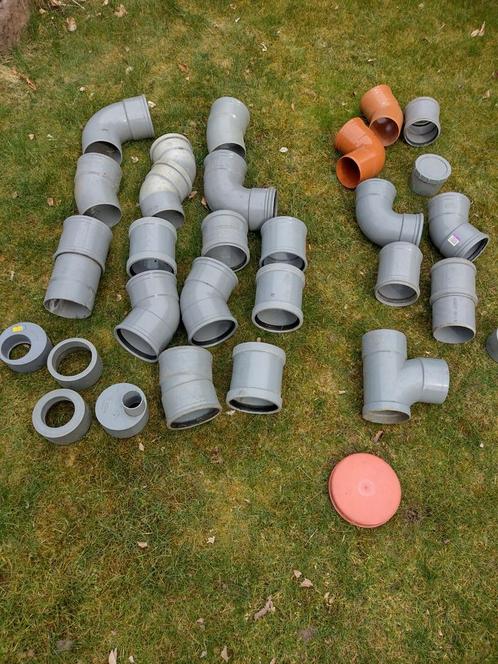 Rioolbuis hulpstukken 125 en 110, Doe-het-zelf en Verbouw, Buizen en Afvoer, Nieuw, Bochten, Pvc, Minder dan 2 meter, 80 mm of meer