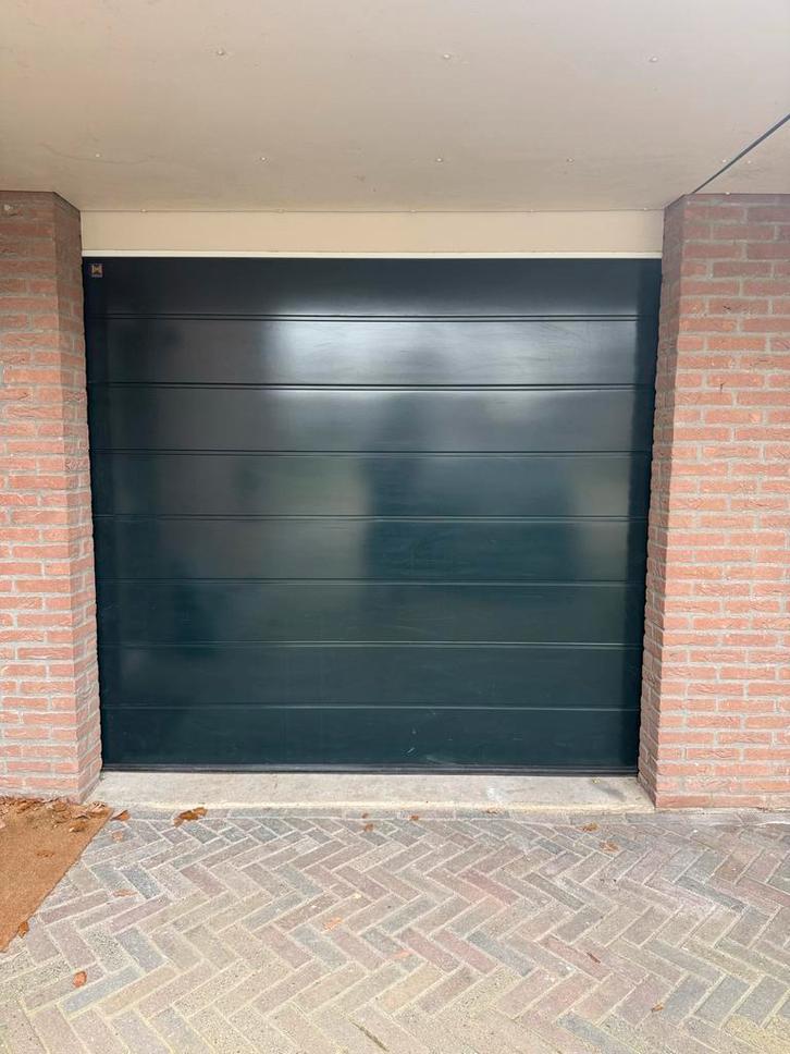 Hormann Sectionaal garagedeur - in goede staat!, Doe-het-zelf en Verbouw, Deuren en Horren, Zo goed als nieuw, Garagedeur, 200 tot 215 cm