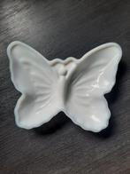 Avon vlinder zeepschaaltje - zeepbakje van opalineglas, Antiek en Kunst, Ophalen of Verzenden