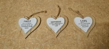 set van 3 houten harten 14x14 nieuw  beschikbaar voor biedingen