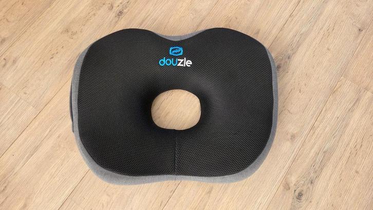Douzle Zitkussen Orthopedisch, Diversen, Verpleegmiddelen, Zo goed als nieuw, Ophalen of Verzenden