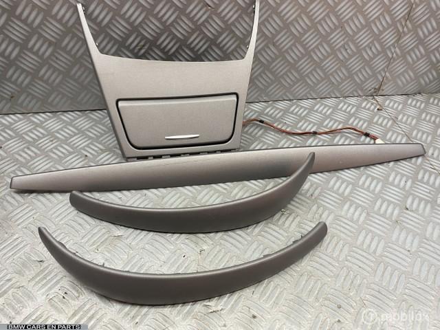 Interieurlijsten set BMW 1-serie E81 LCI ('07-'12)  grijs, Auto-onderdelen, Interieur en Bekleding, BMW, Gebruikt, Ophalen of Verzenden