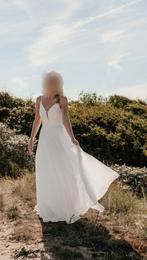 Witte Trouwjurk met pailletten (maat 34, valt ruim), Kleding | Dames, Ophalen, Trouwjurk, Wit, Zo goed als nieuw