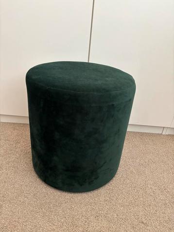 Groene Poef - Stijlvol & Comfortabel beschikbaar voor biedingen