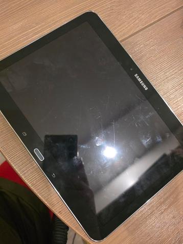 Samsung tablet   beschikbaar voor biedingen