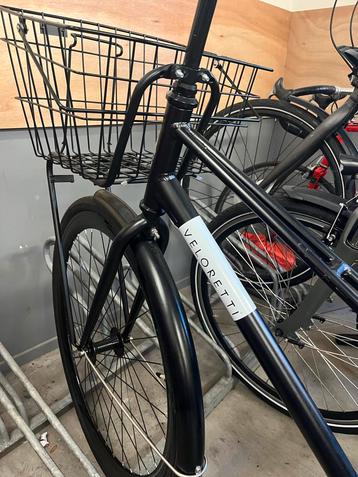 Veloretti Caféracer met mandje beschikbaar voor biedingen