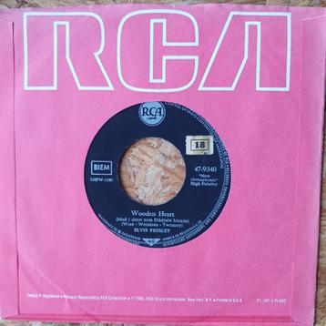 Elvis Presley - Wooden Heart beschikbaar voor biedingen