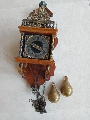 Zaanse klok. beschikbaar voor biedingen