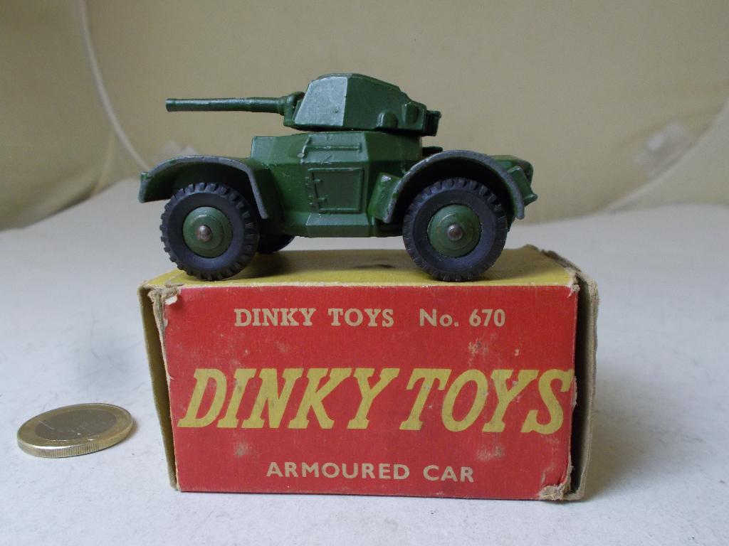 1955 Dinky Toys 670 ARMOURED CAR + Origineel doosje! (-D-), Ophalen of Verzenden, Gebruikt, Auto, Dinky Toys