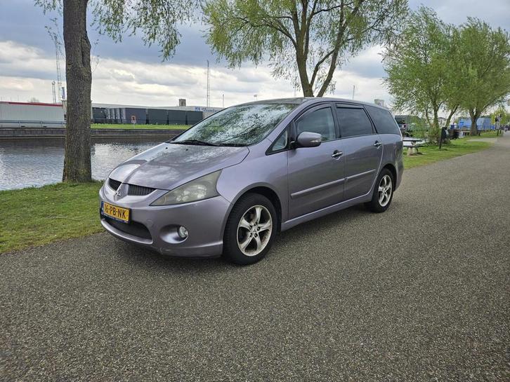 Mitsubishi Grandis 2.4-16V Intense 6p. Geluid uit versnellin, Auto's, Mitsubishi, Bedrijf, Grandis, ABS, Airbags, Airconditioning
