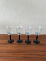 Set van 4 Luminarc vintage likeurglaasjes zwarte voet swirl, Ophalen of Verzenden, Zo goed als nieuw