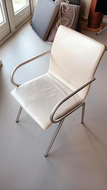 Metaform Eetkamerstoelen - Licht Taupe beschikbaar voor biedingen