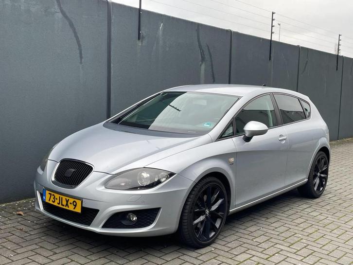 Seat Leon 1.8 TFSI RIJDT GOED/NETTE AUTO/KUIPSTOELEN/PDC V+A, Auto's, Seat, Bedrijf, Te koop, Leon, ABS, Airbags, Airconditioning