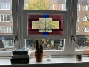 Klein glas in lood raam 2x. beschikbaar voor biedingen