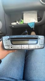 Citroen c1 orginele auto radio, Auto diversen, Autoradio's, Ophalen of Verzenden, Zo goed als nieuw