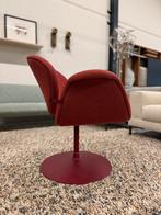 Nieuw Artifort Tulip Fauteuil Midi rood stof design stoel, Huis en Inrichting, Fauteuils, Nieuw, 75 tot 100 cm, Ophalen of Verzenden