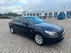 BMW 5-Serie 2.5 I 525 AUT 2004 NW/Apk, Auto's, Automaat, Achterwielaandrijving, 2000 kg, Blauw