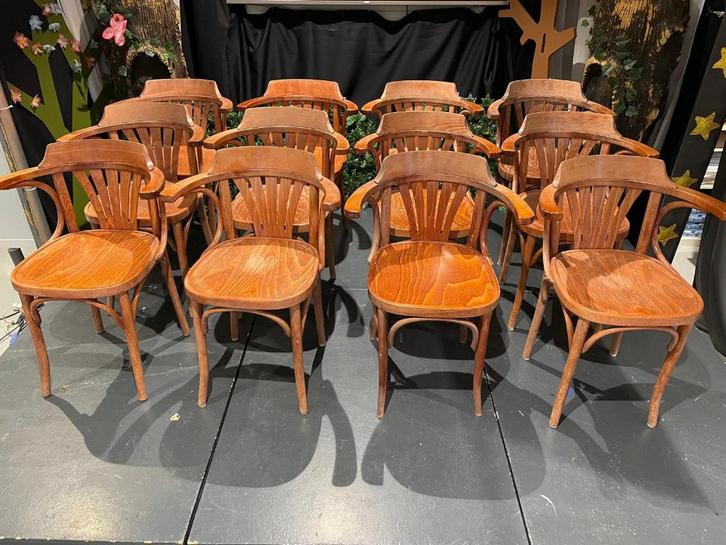 Vintage Houten Caféstoelen – 12 stuks | €22.50 per stuk, Huis en Inrichting, Stoelen, Gebruikt, Vijf, Zes of meer stoelen, Hout