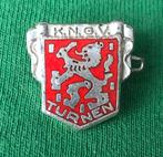 Broche KNGV turnen emaille, Verzamelen, Speldjes, Pins en Buttons, Ophalen of Verzenden, Zo goed als nieuw