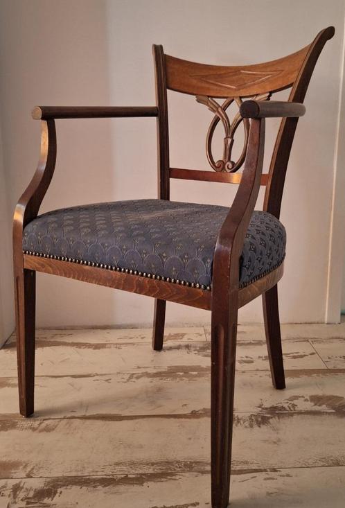 Antieke stoel, Antiek en Kunst, Antiek | Meubels | Stoelen en Banken, Ophalen