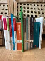 Verschillende studieboeken voor economische studies, Boeken, Studieboeken en Cursussen, Ophalen of Verzenden, Zo goed als nieuw