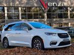 Chrysler Pacifica 3.6 V6 Pinnacle Plug-in Hybride (bj 2025), Auto's, Chrysler, Gebruikt, Met garantie (alle), 7 stoelen, Wit