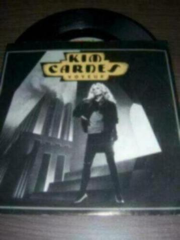   Kim Carnes met Voyeur (1982) in nieuwstaat   beschikbaar voor biedingen