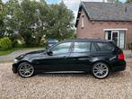 BMW 3-Serie M-Sport 2.0 I 318 Touring 2012 Zwart, Zwart, 4 cilinders, Navigatiesysteem, Zwart