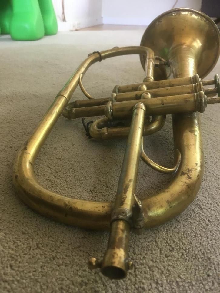 Couesnon fluegelhorn ca 1900, Muziek en Instrumenten, Blaasinstrumenten | Trompetten, Gebruikt, Bes-trompet, Ophalen of Verzenden