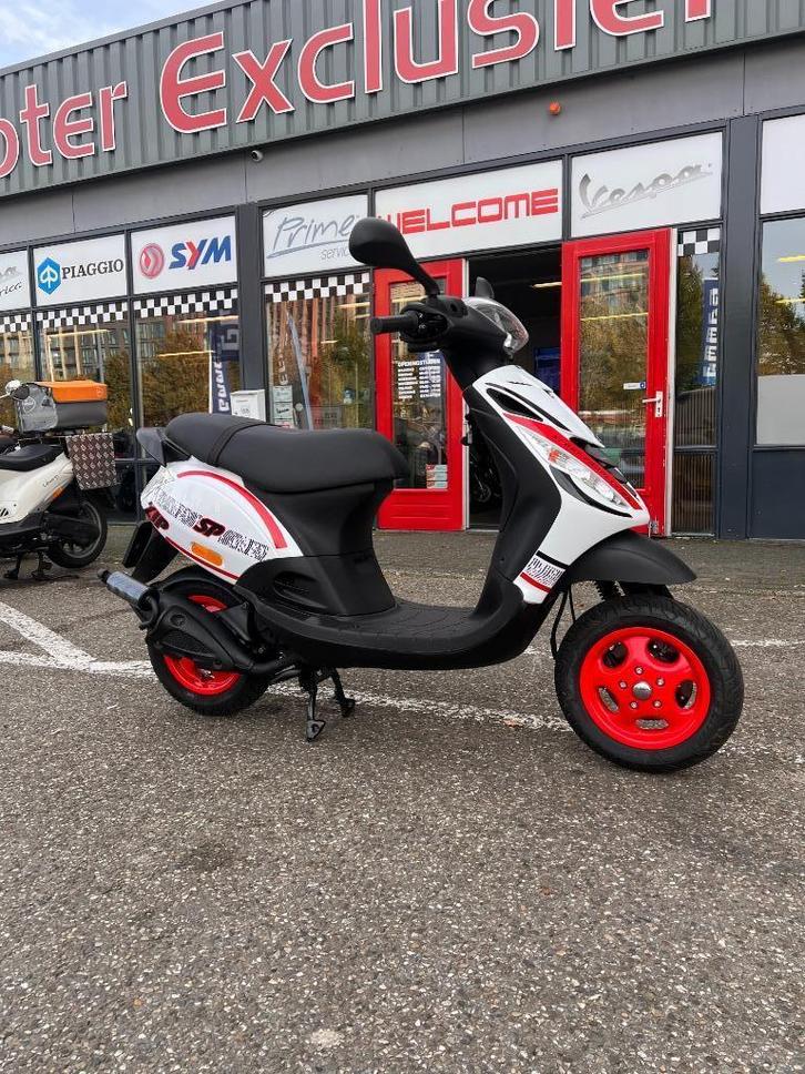 Piaggio Zip SP 50cc H2o 2001 Origineel Zgan 2T LC 2 takt NL, Fietsen en Brommers, Scooters | Piaggio, Zo goed als nieuw, Zip, Maximaal 45 km/u